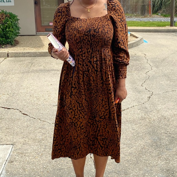 Modest Dress - Picture 7 of 7